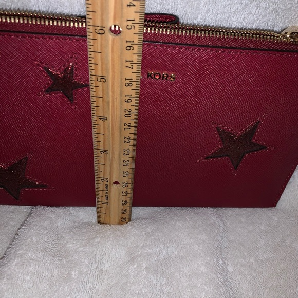 NEW Michael Kors wristlet wallet new no tags red stars travel - Picture 9 of 12